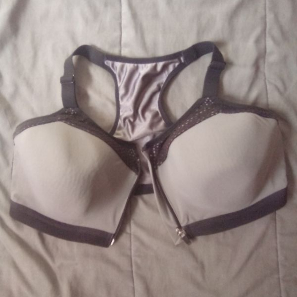 40DD Bra